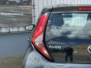 Toyota Aygo Toyota Aygo 1.0 VVT-i x-joy | 15'' velgen | Camera | Carplay - afbeelding nr 29