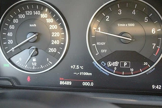 BMW 1 Serie BMW 1-serie 118i Centennial Executive|Trekhaak|Clima|Navi|PDC v+a|19
