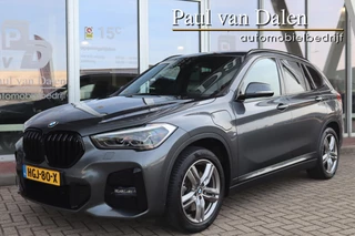 BMW X1 (f48) XDRIVE25e 220PK AUTOMAAT M-SPORT SHADOW LINE | Navi | Stoelverw. | Sfeerverl. | Elekt.Klep | 18 Inch Lm | Led |