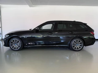 BMW 3 Serie BMW 3-serie Touring 330e 293pk M-Sport High Executive | Laser LED | Carplay | Adaptive cruise | Trekhaak - afbeelding nr 2