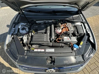Volkswagen Passat Volkswagen Passat Variant 1.4 TSI GTE Highline, Trekhaak, digitaal instrument, half leder, Apk 11-2025 - afbeelding nr 19