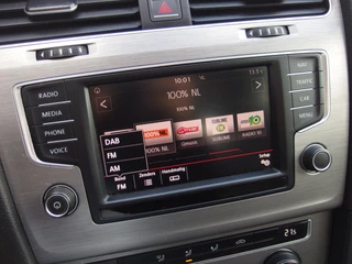 Volkswagen Golf NAVI / CLIMA / PDC / BLUETOOTH / CRUISE / DAB+ / NL-AUTO - afbeelding nr 9