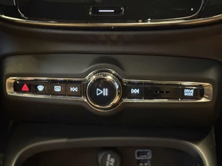 Volvo XC40 Volvo XC40 1.5 T5 Twin Engine R-Design PANO 360 leder hybrid - afbeelding nr 46
