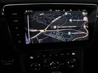 Škoda Superb Skoda Superb 1.4 TSI iV Laurin & Klement | Panoramadak |  Stoelventilatie | Leder | 360 camera | Trekhaak | Massage | Adaptive cruise | Canton Sound | Virtual Cockpit | Carplay | 19'' lichtmetalen velgen | PHEV - afbeelding nr 24