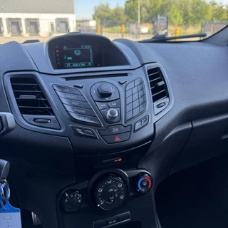 Ford Fiesta Ford Fiesta 1.6 ST1 | Uniek | Super Netjes ! - afbeelding nr 9