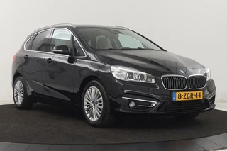 BMW 2 Serie BMW 2-serie Active Tourer 225i Luxury Line | Panoramadak | Leder | Head-Up |  Camera | Memory | Full LED | Navigatie | Climate control | Cruise control - afbeelding nr 39