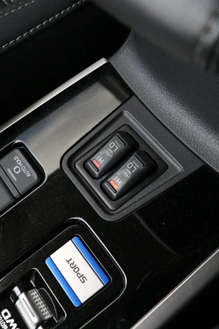 Mitsubishi Outlander Mitsubishi Outlander 2.4 PHEV Intense AWD Trekhaak AppleCarplay Leder/Alcantara Pdc Chroom Lmv 108000KM BJ2020 - afbeelding nr 21