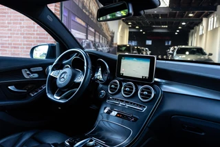 Mercedes-Benz GLC Mercedes GLC-klasse Coupé 300 4MATIC AMG Pano / 360 / Burmester - afbeelding nr 11