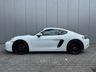 Porsche Cayman - 238602968-0