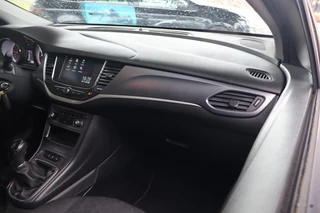 Opel Astra Opel Astra 1.0 T. 120 Edition | Geen Import | Navi | Led - afbeelding nr 9