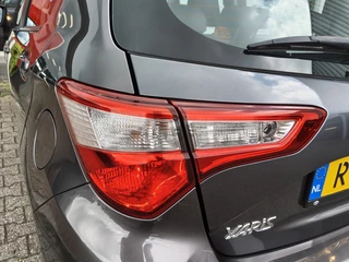 Toyota Yaris Toyota Yaris 1.5 Hybrid Aspiration | Cruise Control | LM Velgen | El. Climate - afbeelding nr 31