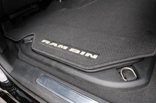 Dodge Ram Dodge Ram 5.7i V8 HEMI 4x4 Aut. LARAMIE SPORT NIGHT / LUCHTVERING - afbeelding nr 19
