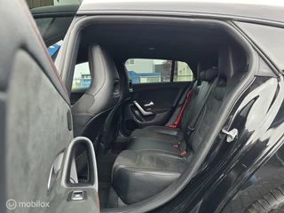 Mercedes-Benz CLA MERCEDES CLA 200 SHOOTING BRAKE AMG SFEER LED 19 INCH AUTOMAAT - afbeelding nr 11