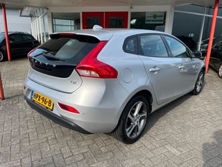 Volvo V40 Volvo V40 1.5 T2 122PK Automaat Momentum LED/NAVI/ACHTERUITRIJCAMERA - afbeelding nr 23