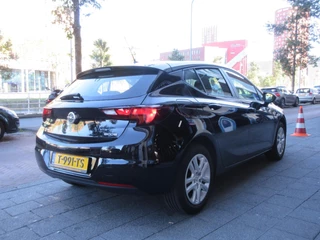 Opel Astra Opel ASTRA 1.0 Online Edition 5 Deurs Airco PDC - afbeelding nr 5
