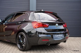 BMW 1 Serie BMW 1-serie M140i LCI2 | Navi Pro | Camera | HK | Stuurverwarming | Alcantara | Adaptief onderstel | 5-deurs - afbeelding nr 7