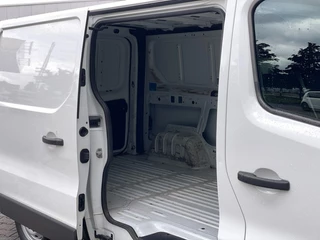 Nissan NV300 Nissan NV300 L2H1AIRCO PDC TREKHAAK 97.000KM - afbeelding nr 19