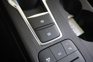 Ford Kuga Ford Kuga 2.5 PHEV Titanium | Geen import | Navi | Cruise - afbeelding nr 11
