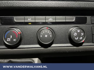 Volkswagen Crafter Volkswagen Crafter 2.0 TDI 141pk L3H2 L2H1 Euro6 Airco | Camera | Apple Carplay | Android Auto Bijrijdersbank - afbeelding nr 15