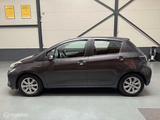 Toyota Yaris Toyota Yaris 1.5 Full Hybrid Navi|Keyless|Trekhaak - afbeelding nr 19