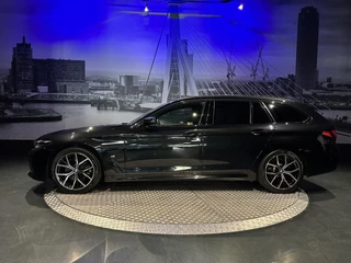 BMW 5 Serie BMW 5-serie Touring 520i High Executive M-Pakket *Camera*Leer* - afbeelding nr 8