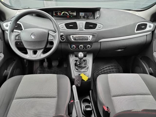 Renault Grand Scénic Renault Grand Scénic 1.2 TCe Limited 1e Eigenaar,Navi,Cruise,Airco,PDC V+A,6 Bak,115pk,LM Velgen,Elek Ramen,Nieuwe Apk bij Aflevering - afbeelding nr 11