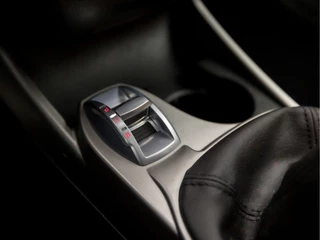 Alfa Romeo MiTo (NAVIGATIE, CLIMATE, CRUISE, STOELVERWARMING, LEDEREN SPORTSTOELEN, PARKEERSENSOREN, LM VELGEN, NIEUWSTAAT) - afbeelding nr 22