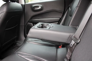 Jeep Compass Jeep Compass 1.4 MultiAIR NIGHT EAGLE / Zwart dak / Apple Carplay - afbeelding nr 20