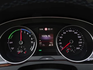 Volkswagen Passat Volkswagen Passat Variant TSI GTE 218PK / DSG automaat / Highline / LED - afbeelding nr 17