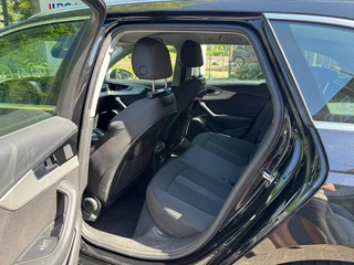 Audi A4 Airco/Automaat/Lichtmetalen velgen/Parkeersensoren - afbeelding nr 32