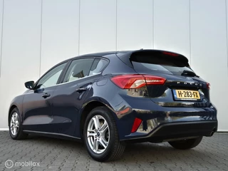 Ford Focus FORD FOCUS 1.0 ECOBOOST TREND EDITION/LED/CARPLAY/CRUISE/LANE ASSIST/16''LMV - afbeelding nr 3