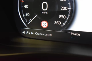 Volvo XC40 Volvo XC40 T2 129pk Aut. Momentum | Park Assist | Trekhaak | Navigation - afbeelding nr 24