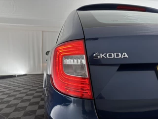 Škoda Superb Škoda Superb Combi 1.6 TDI Sprint Pro *PANO | NAVI-FULLMAP | MEMORY-PACK | ECC | PDC | CRUISE | 16''ALU* - afbeelding nr 26
