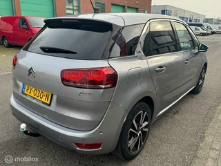 Citroën C4 Picasso Citroen C4 Picasso 1.2 Automaat Hoge instap PureTech Shine uitvoering  , Navigatie ,Achteruit rij camera , Parkeerhulp , Trekhaak , Cruise & Climate Controle , Parelmoer grijs metaallak ! - afbeelding nr 4