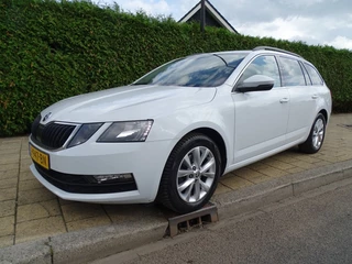Škoda Octavia 1.0 TSI BNS EDITION-Clima-Media app-Blth-Trkh-Cruise-Verw stl