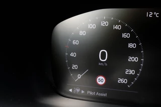 Volvo XC90 Volvo XC90 2.0 T8 Recharge AWD - PANO - SPECIALE KLEUR - afbeelding nr 20