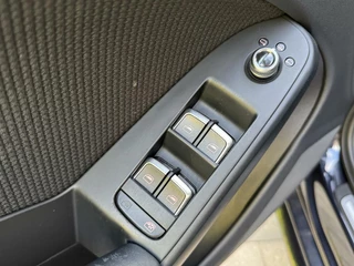 Audi A4 Audi A4 Avant 1.8 TFSI S-line Navigatiesysteem MMI+ | Cruise control | Climate control | Zonneschermen achter | 18 inch lichtmetalen velgen | Xenon verlichting | Parkeersensoren achter - afbeelding nr 4