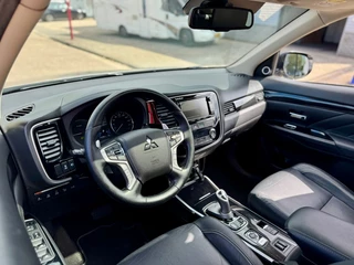 Mitsubishi Outlander Mitsubishi Outlander 2.0 PHEV 4WD INTYLE+ PREMIUM - afbeelding nr 20
