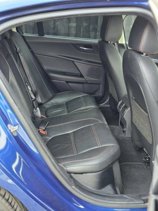 Jaguar XE Jaguar XE 2.0 D Prestige| Vol leer| Camera| Navigatie| PDC| - afbeelding nr 31
