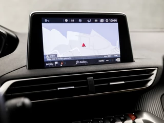 Peugeot 3008 (APPLE CARPLAY, GROOT NAVI, COGNAC LEDER, PARKEERSENSOREN, SPORTSTOELEN, CRUISE, LANE ASSIST, NIEUWE APK, NIEUWSTAAT) - afbeelding nr 23