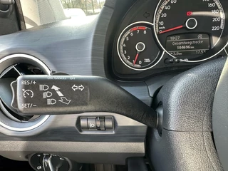 Volkswagen up! Volkswagen Up! 1.0 BMT high up! | Pano | Cruise | Airco - afbeelding nr 7