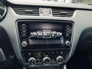 Škoda Octavia OCTAVIA 1.0 BUSINESS COMBI |LEER|CARPLAY|TREKHAAK|STOELV. - afbeelding nr 21
