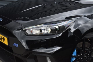 Ford Focus Ford Focus 2.3 RS 350pk | Dealer onderhouden | Milltek | Recaro Schaalstoelen | Camera | Stuurverwarming | - afbeelding nr 30