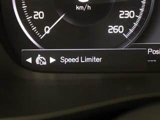 Volvo XC40 Volvo XC40 T4 PLUG-IN HYBRID CORE BRIGHT CAMERA PARK ASSIST V+A NAVI - afbeelding nr 15
