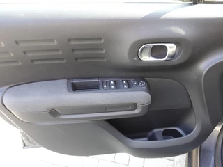 Citroën C3 Aircross Citroen C3 Aircross 1.2 PureTech 110pk You Navigatie | Apple Carplay/Android Auto | Climate Control | Cruise Control | Dab | Parkeer sensoren - afbeelding nr 15