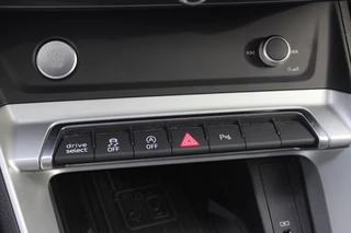 Audi Q3 Audi Q3 Sportback 45 TFSI quattro edition one / Trekhaak / Panoramadak / Camera / Leder / 20'' / Matrix LED / Navigatie / Stoelverwarming / DAB / ACC - afbeelding nr 26