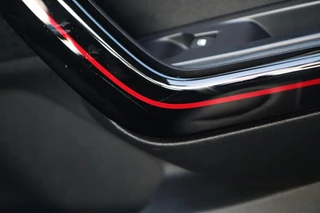 Peugeot 208 Peugeot 208 1.2 PureTech GT-line 110 pk Carplay|Cruise|Camera|Ecc|Navi|Lmv|Cruise - afbeelding nr 28