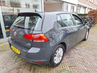 Volkswagen Golf Uniek 28.000 Km van 1e Eig en NL auto - afbeelding nr 2