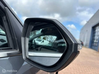 Hyundai Kona Hyundai Kona Electric Comfort Smart 65.4 kWh | Warmtepomp | Trekhaak | Stoel + stuur verwarm - afbeelding nr 8