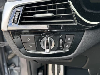 BMW 5 Serie BMW 5 Serie 530e xDrive M-Sport iPerformance High Executive Schuifdak Headup Harman Kardon Trekhaak - afbeelding nr 21